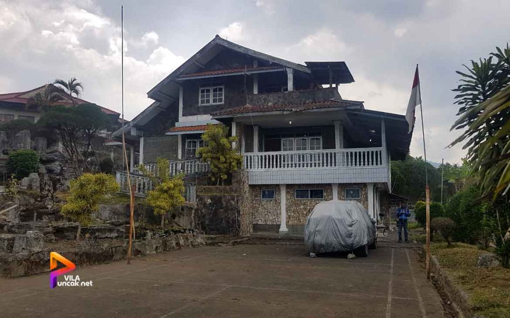 villa kubang